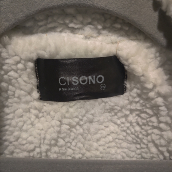 NWOT, XS, corduroy bomber jacket w/ polyester & faux sherling lining, cream/tan - Picture 4 of 5